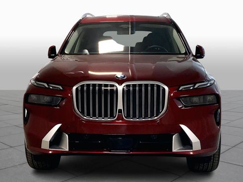 Used 2026 BMW X7 xDrive40i w/ Premium Package AWD/4WD image 3