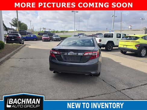 Used 2012 Toyota Camry XLE image 6