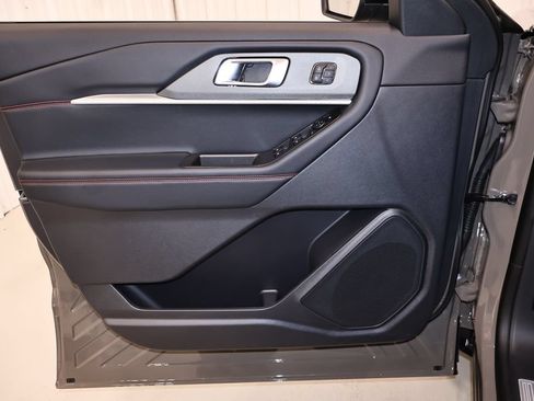 New 2027 Ford Explorer ST-Line w/ Premium Package AWD/4WD image 11