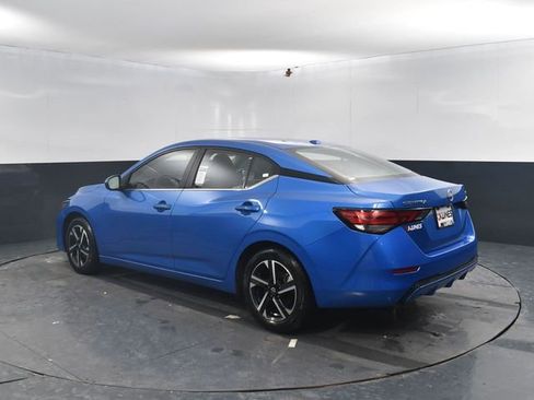 Used 2024 Nissan Sentra SV image 7