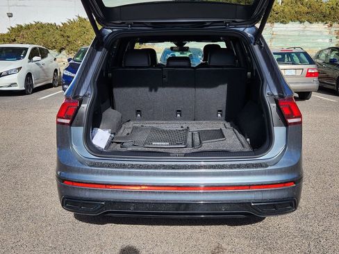 Certified 2024 Volkswagen Tiguan SE R-Line image 13