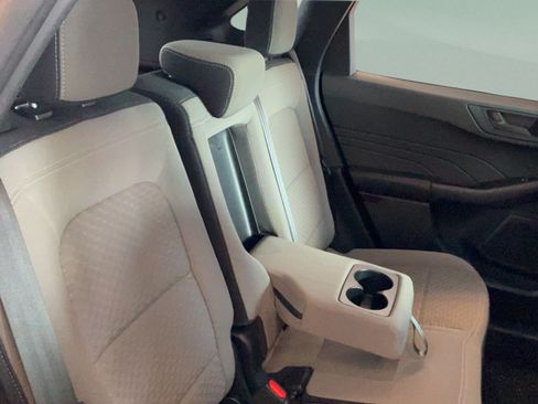 Used 2022 Ford Escape SE w/ SE Sport Appearance Package FWD image 28