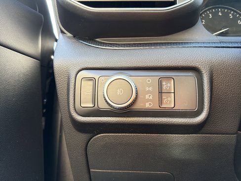 Used 2022 Ford Explorer ST-Line w/ Class IV Trailer Tow Package image 14