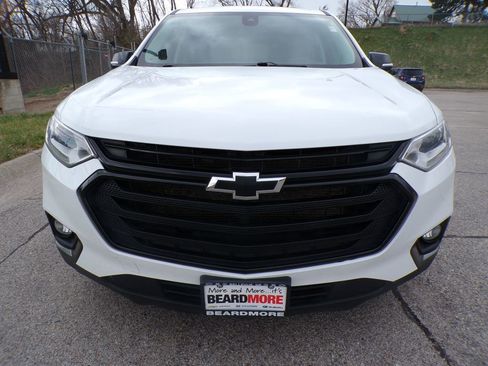 Used 2020 Chevrolet Traverse LT w/ LPO, Blackout Package image 6
