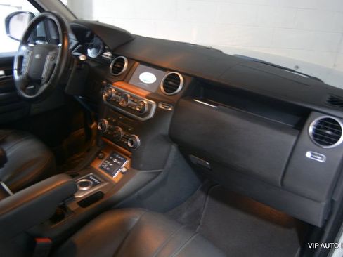 Used 2016 Land Rover LR4 4WD 4dr image 13