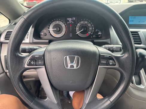Used 2011 Honda Odyssey EX image 10