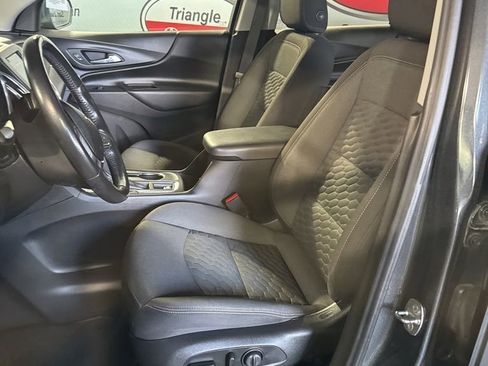 Used 2020 Chevrolet Equinox LT image 28