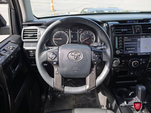 Used 2021 Toyota 4Runner Venture w/ Moonroof Package AWD/4WD image 2