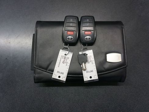 Used 2025 Toyota Tundra SR5 image 17