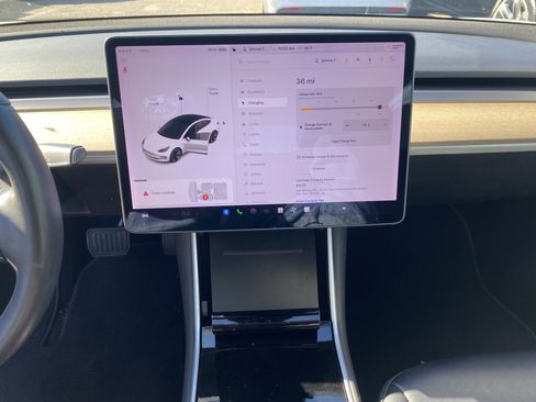 Used 2020 Tesla Model 3 Long Range image 19