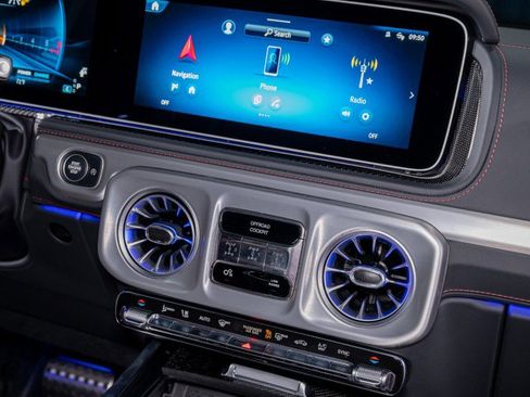 Used 2025 Mercedes-Benz G 63 AMG 4MATIC image 17