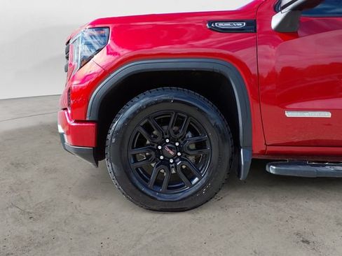 Used 2024 GMC Sierra 1500 Elevation w/ LPO, Elevation Black Package AWD/4WD image 9