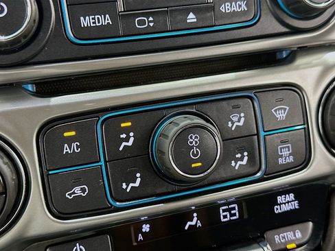 Used 2020 Chevrolet Tahoe LS RWD image 16