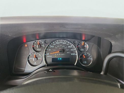 New 2026 GMC Savana 2500 RWD image 22