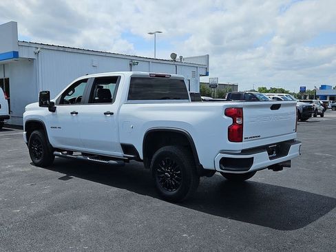 Certified 2022 Chevrolet Silverado 2500 LT w/ Z71 Sport Edition AWD/4WD image 15