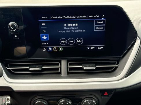 Certified 2025 Chevrolet Trax LS image 20