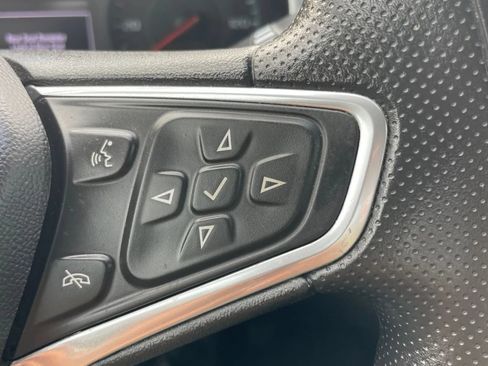 Used 2023 Chevrolet Malibu LT FWD image 19