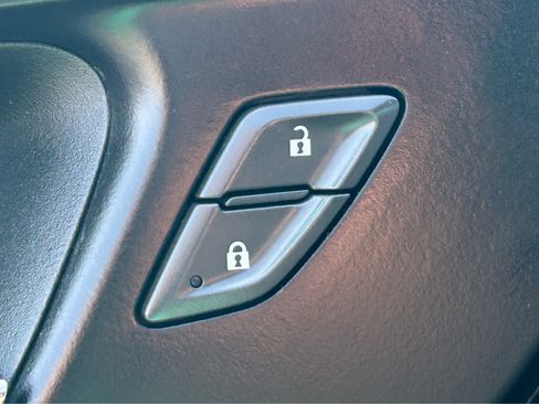 Used 2025 Chevrolet Malibu LT FWD image 15