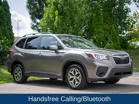 Used 2020 Subaru Forester Premium AWD/4WD image 3