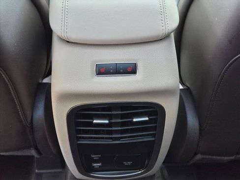 Used 2019 Lincoln MKC Reserve AWD/4WD image 18
