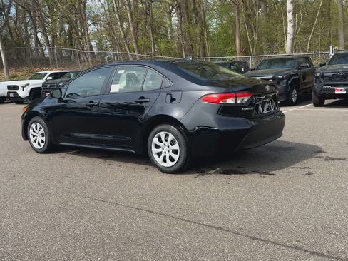 New 2026 Toyota Corolla LE FWD image 6
