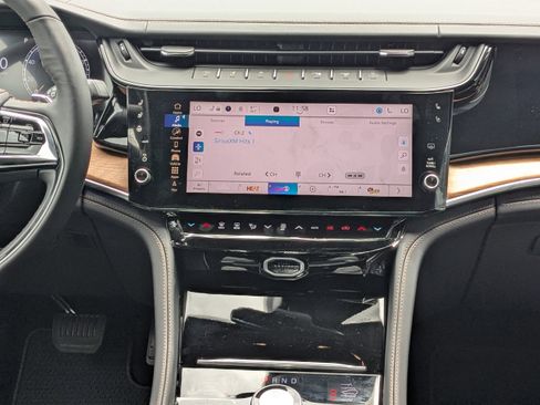 New 2026 Jeep Grand Cherokee Summit AWD/4WD image 16