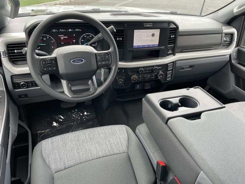 New 2026 Ford F250 4x4 Crew Cab Super Duty image 6