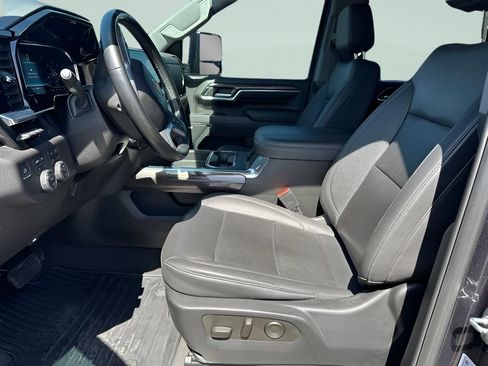 Used 2024 Chevrolet Silverado 2500 LTZ w/ LTZ Premium Package AWD/4WD image 10