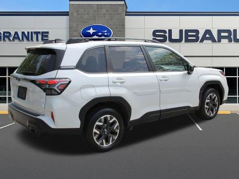 Certified 2025 Subaru Forester Premium AWD/4WD image 10