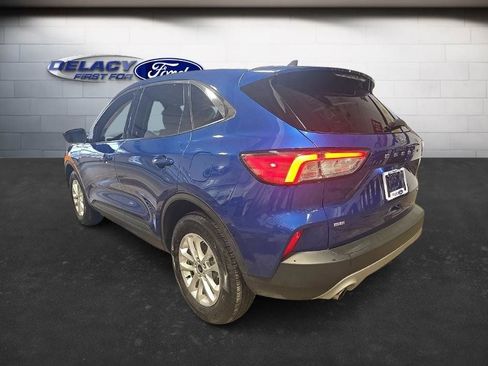 Used 2022 Ford Escape SE w/ Convenience Package image 3