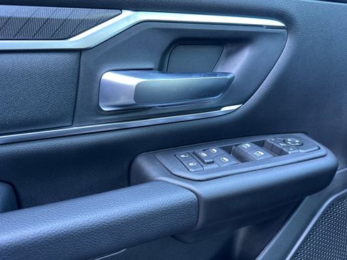 New 2026 RAM 1500 4x4 Crew Cab image 11