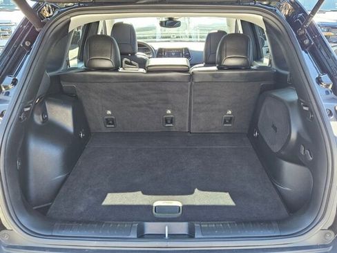 Used 2022 Jeep Cherokee Limited image 16