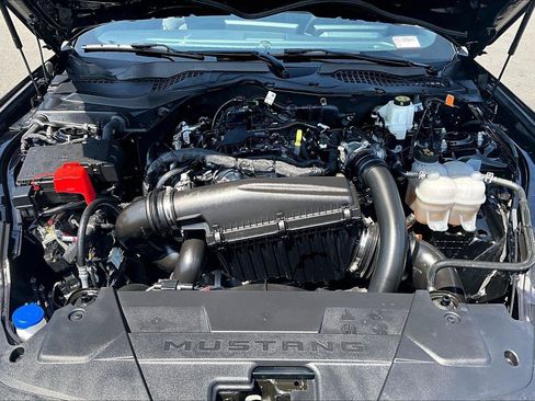 Used 2024 Ford Mustang Coupe RWD image 28