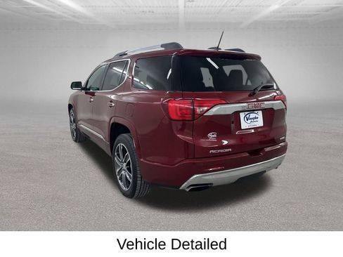 Used 2018 GMC Acadia Denali w/ Technology Package image 9