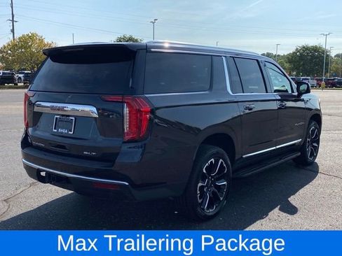 Certified 2023 GMC Yukon XL SLT w/ SLT Premium Package image 4