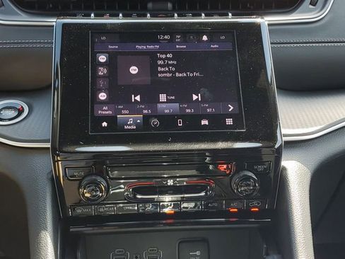 New 2026 Jeep Grand Cherokee Laredo image 28