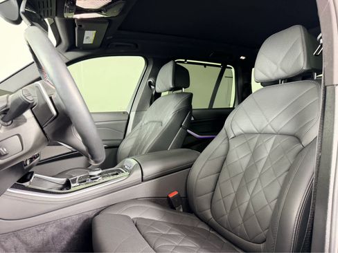 Certified 2025 BMW X5 M60i image 11