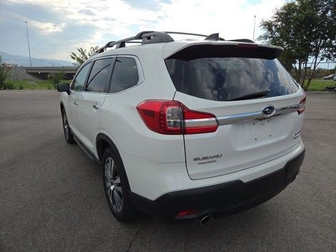 Used 2022 Subaru Ascent Touring AWD/4WD image 5