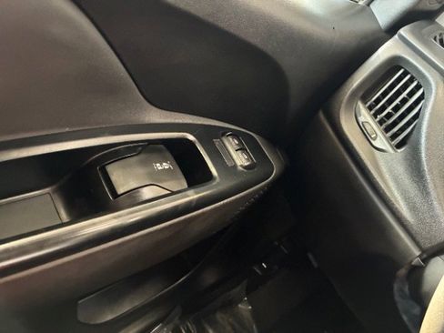 Used 2017 RAM ProMaster City Tradesman SLT w/ Rear Back-up Camera Group image 16