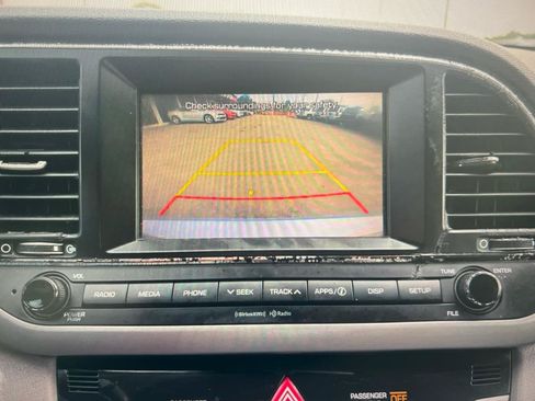 Used 2017 Hyundai Elantra SE w/ SE A/T Tech Package 03 FWD image 20