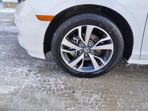 Used 2024 Honda Odyssey Touring image 23