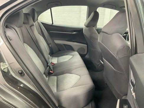 Used 2020 Toyota Camry LE w/ Carpet Mat Package image 13