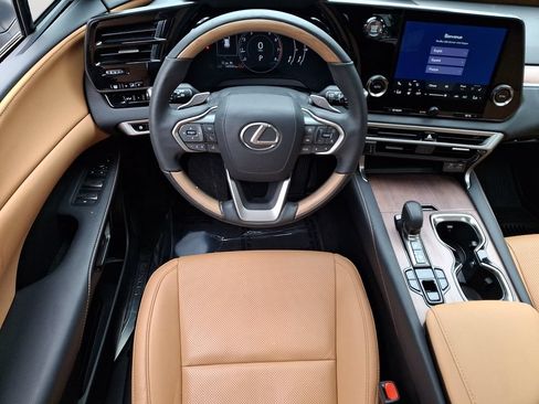 Used 2023 Lexus RX 350 Premium w/ Accessory Package AWD/4WD image 12