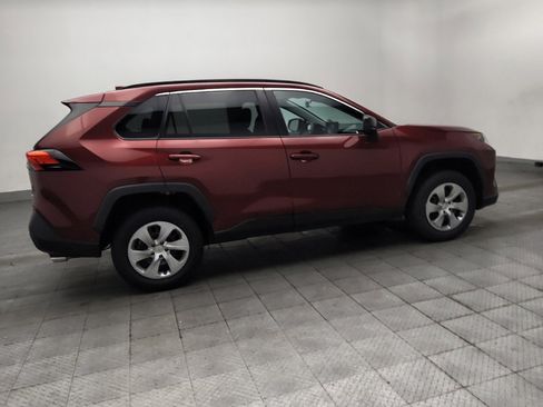 Used 2021 Toyota RAV4 LE AWD/4WD image 10