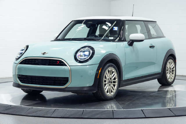 Used 2026 MINI Cooper S FWD image 6