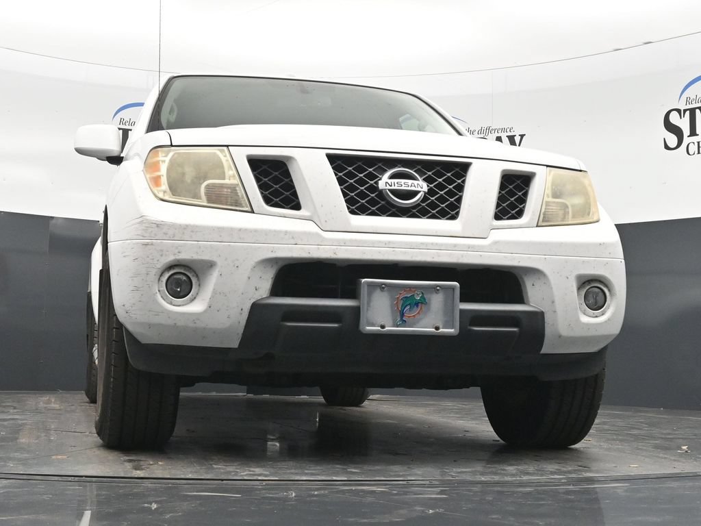 Used 2012 Nissan Frontier PRO-4X AWD/4WD image 27