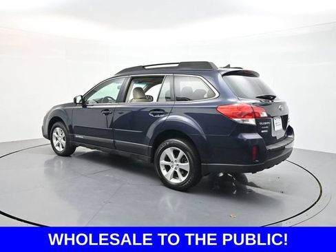 Used 2013 Subaru Outback 3.6R Limited w/ Moonroof Pkg AWD/4WD image 5