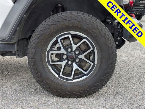 Used 2024 Jeep Gladiator Rubicon w/ Safety Group image 9