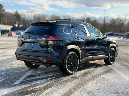 Used 2024 Toyota Corolla Cross AWD Hybrid image 7