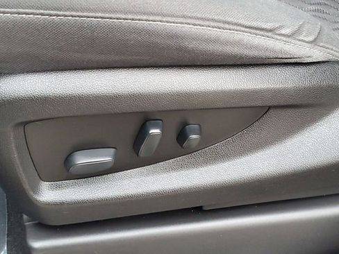 Used 2019 Chevrolet Tahoe LS w/ All-Season Package image 11